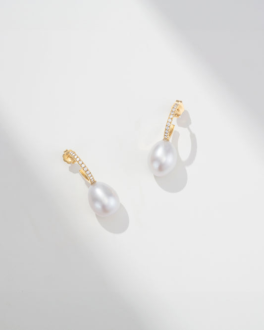 Melia earrings with pearls and diamond pavé