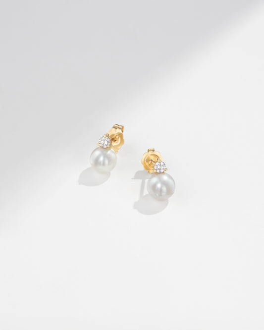 Ada earrings with pearls and diamonds
